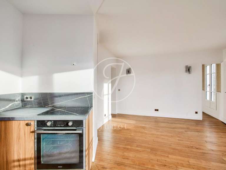 Appartement Paris 18e - 2 chambres - 51m²