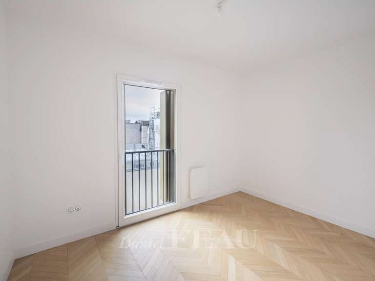 Apartment Paris 18e - 4 bedrooms - 157m²