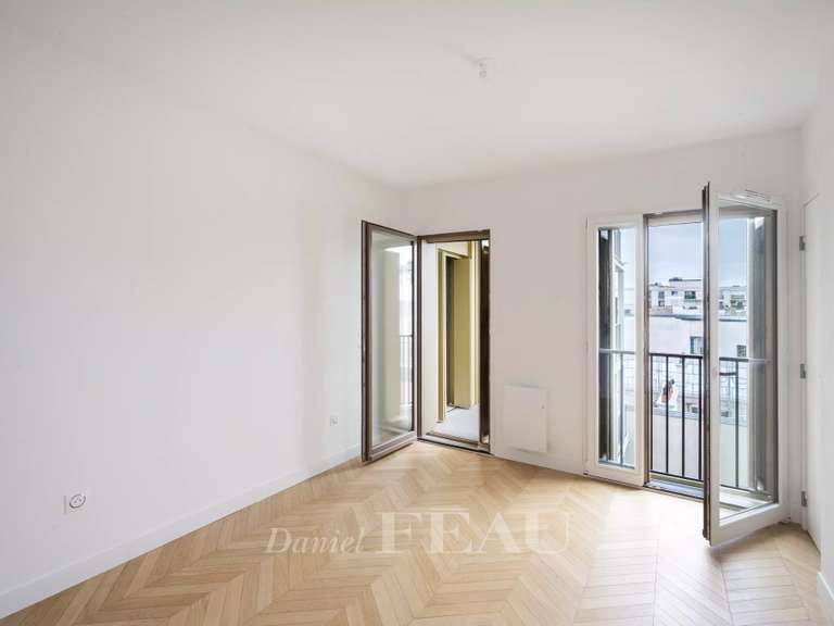 Apartment Paris 18e - 4 bedrooms - 157m²