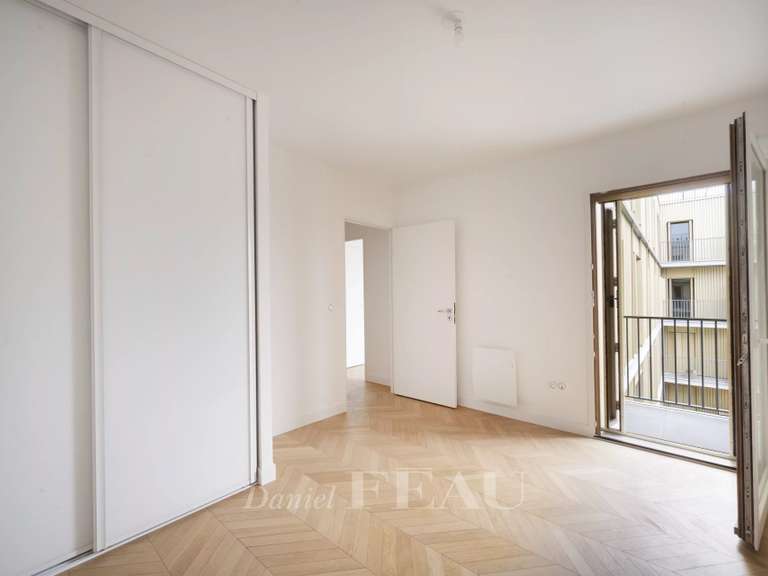 Apartment Paris 18e - 4 bedrooms - 147m²