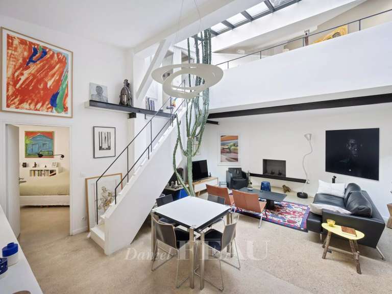 Appartement Paris 18e - 2 chambres - 144m²