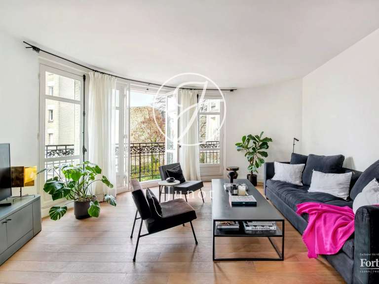 Apartment Paris 18e - 1 bedroom - 76m²
