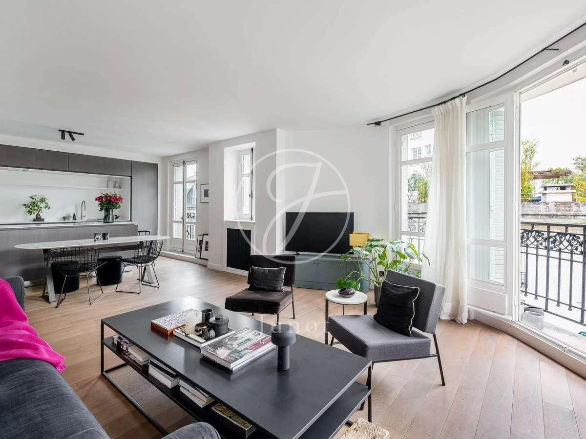 Apartment Paris 18e