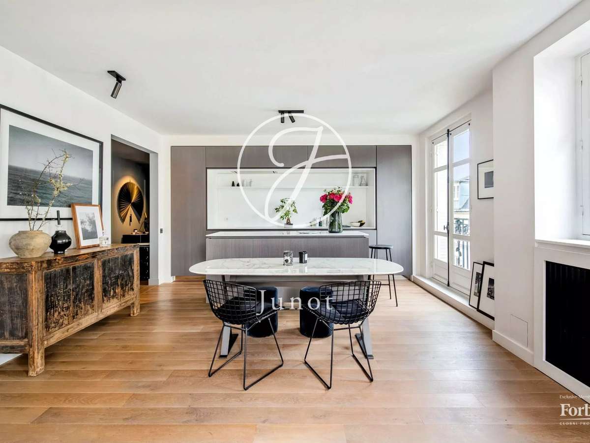 Apartment Paris 18e