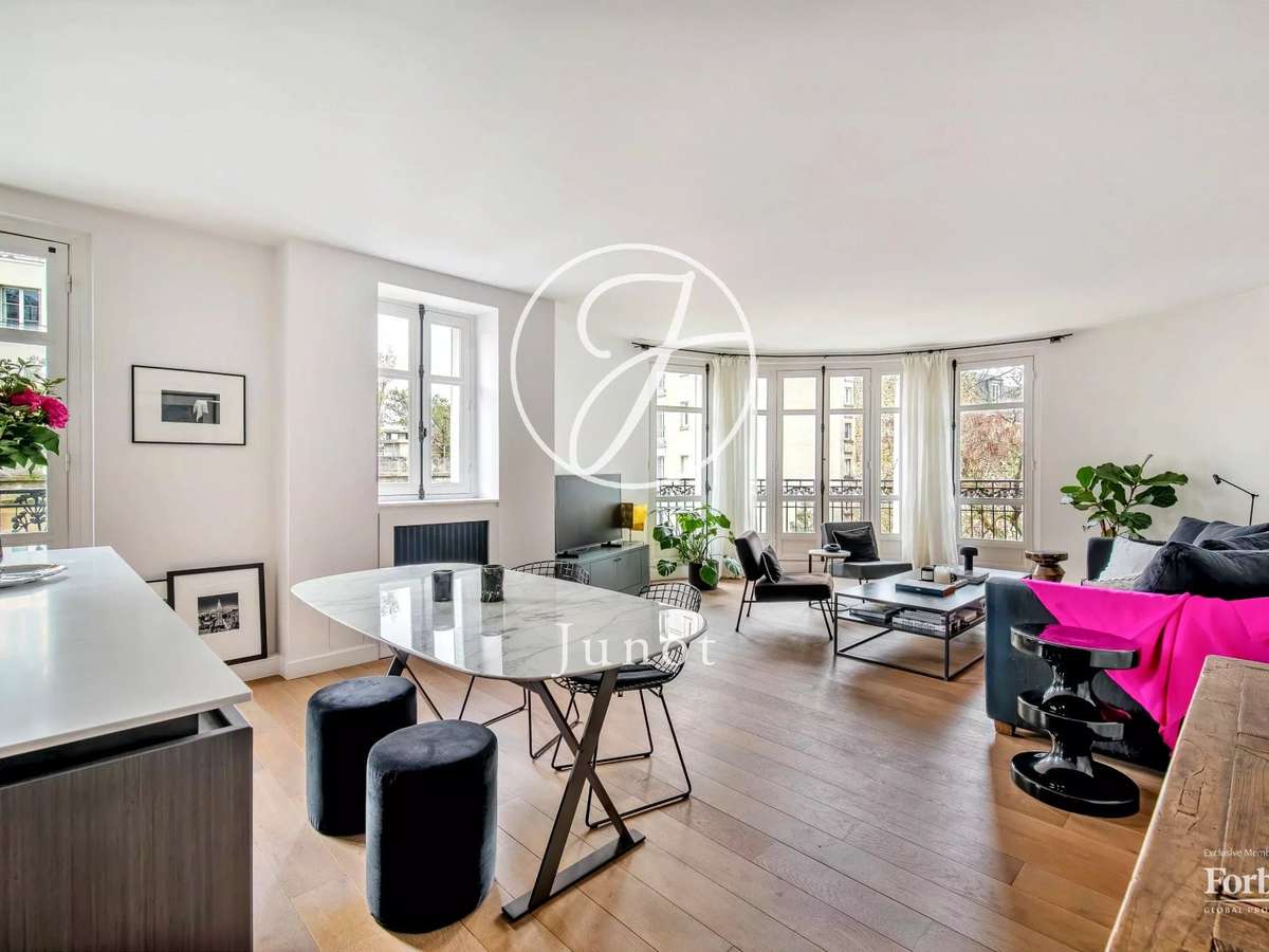 Apartment Paris 18e