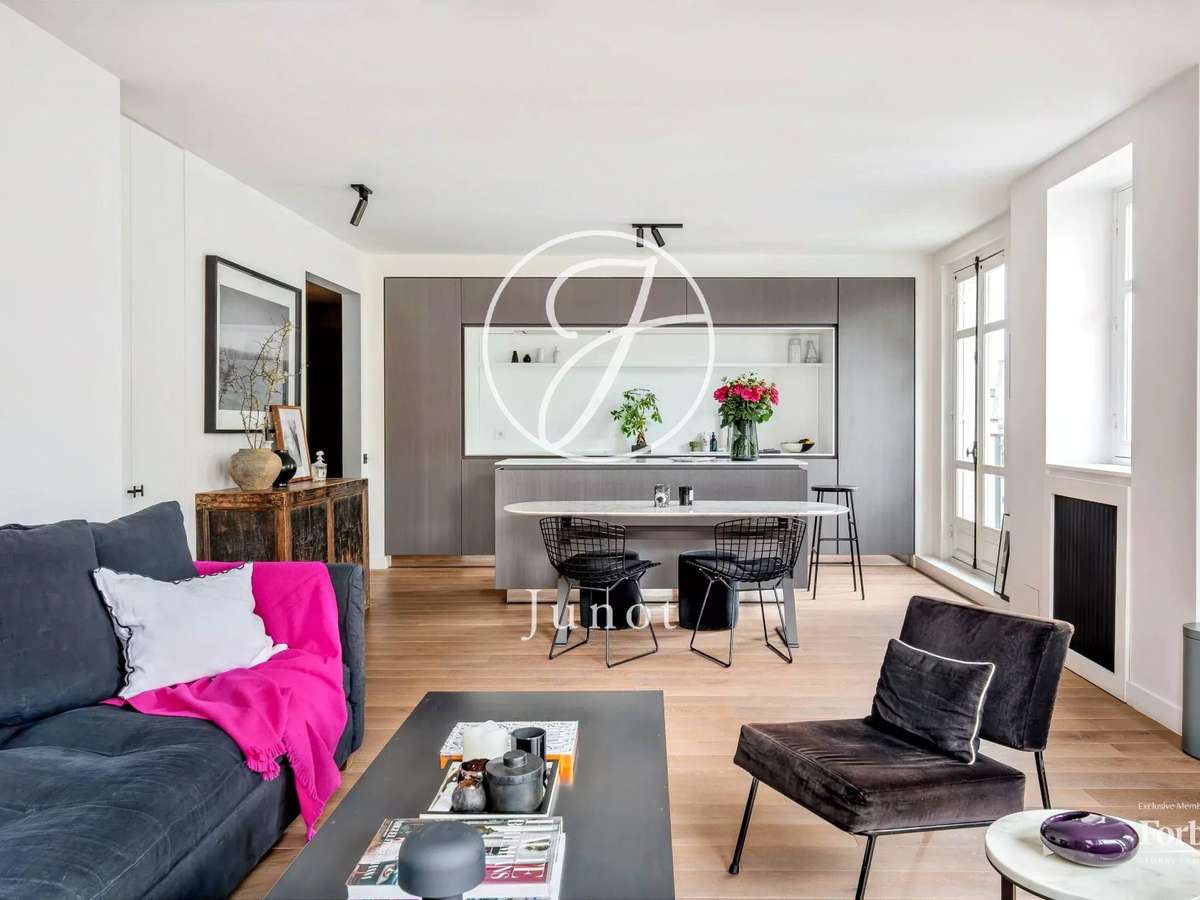 Apartment Paris 18e