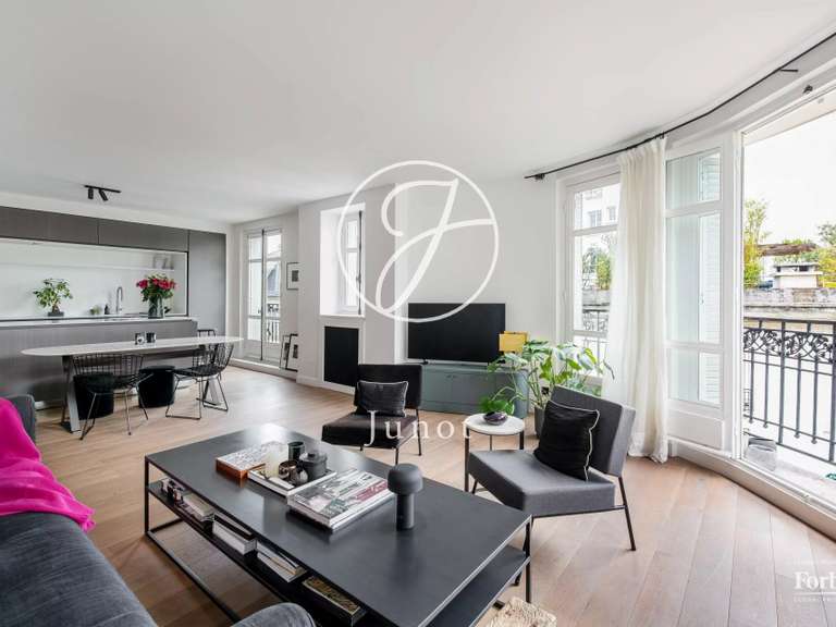 Apartment Paris 18e - 1 bedroom - 76m²
