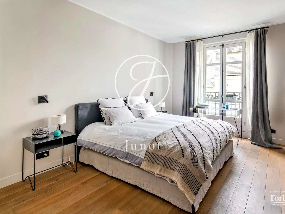 Apartment Paris 18e