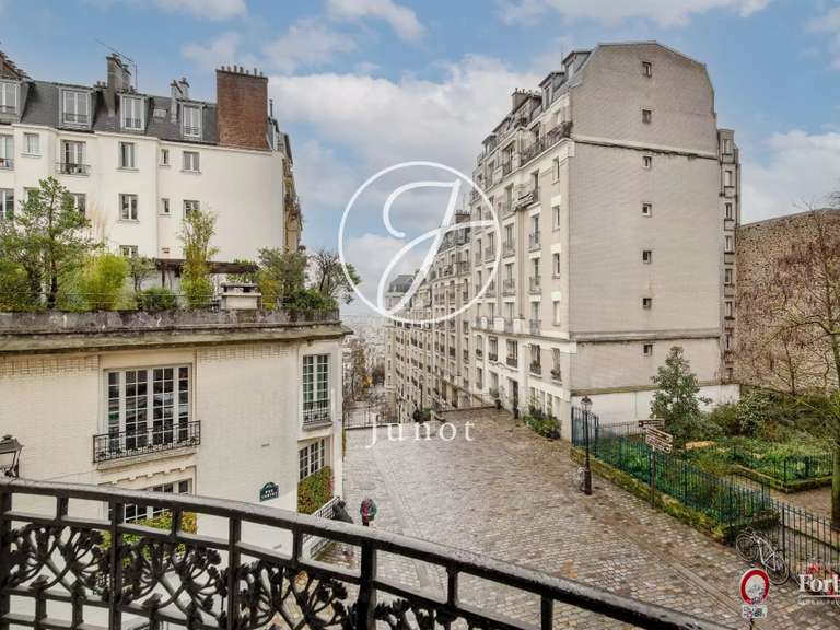 Apartment Paris 18e - 1 bedroom - 76m²