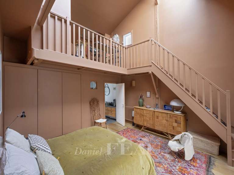 Appartement Paris 18e - 4 chambres - 189m²