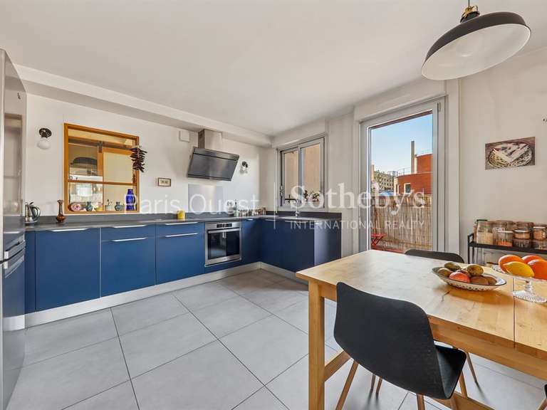 Appartement Paris 18e - 1 chambre - 66m²