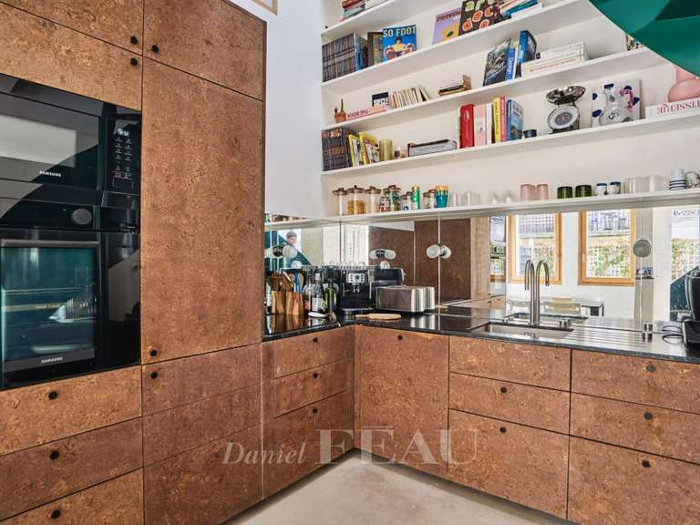 Appartement Paris 18e - 2 chambres - 68m²