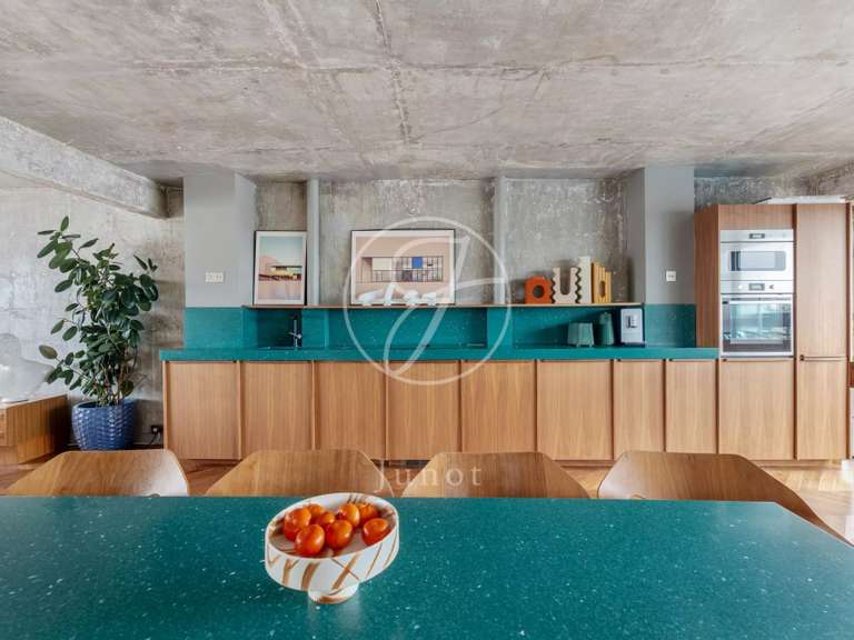 Apartment Paris 18e - 3 bedrooms - 127m²