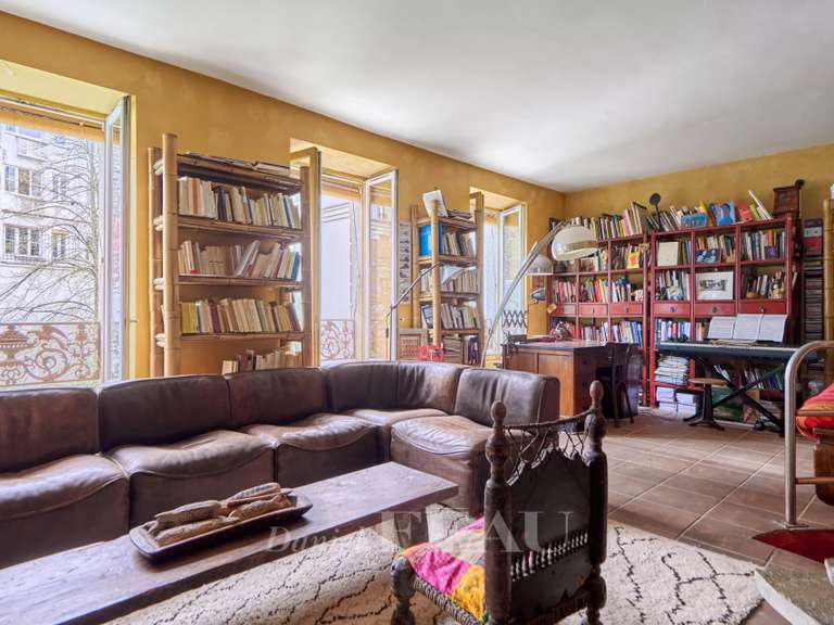 Apartment Paris 18e - 3 bedrooms - 286m²