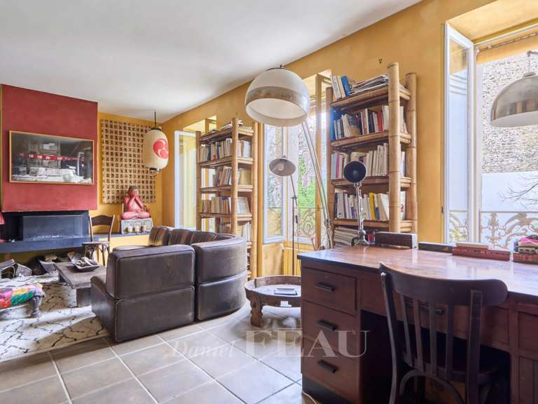 Apartment Paris 18e - 3 bedrooms - 286m²