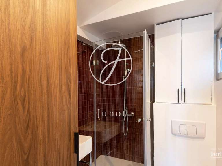 Appartement Paris 18e - 1 chambre - 47m²