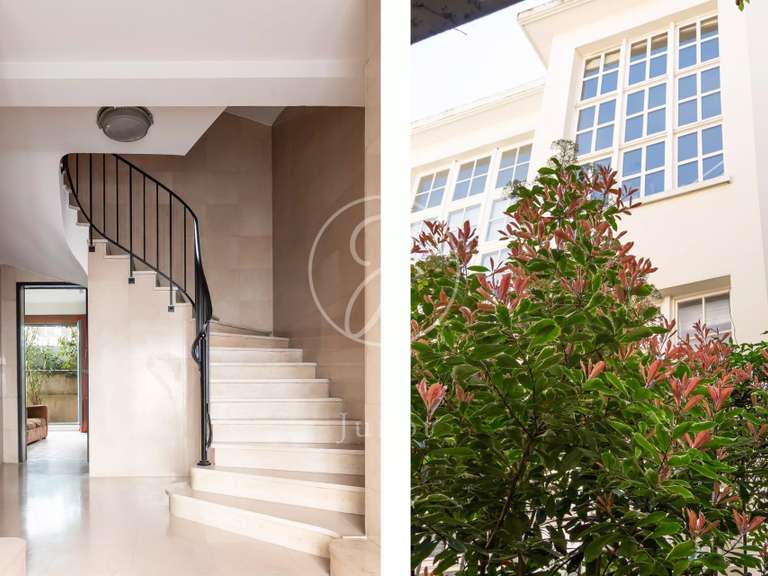 Apartment Paris 18e - 4 bedrooms - 270m²