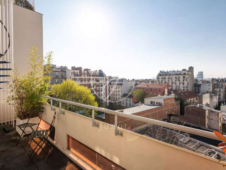 Apartment Paris 18e - 1 bedroom - 77m²