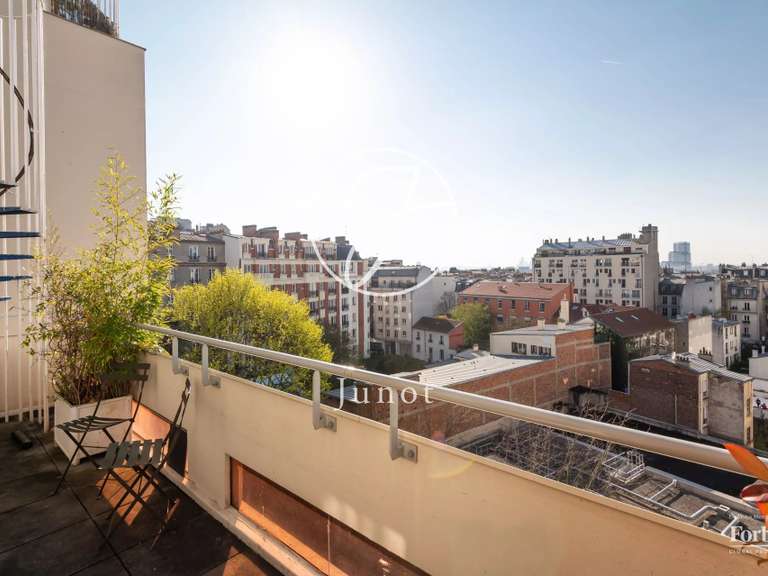 Apartment Paris 18e - 1 bedroom - 77m²