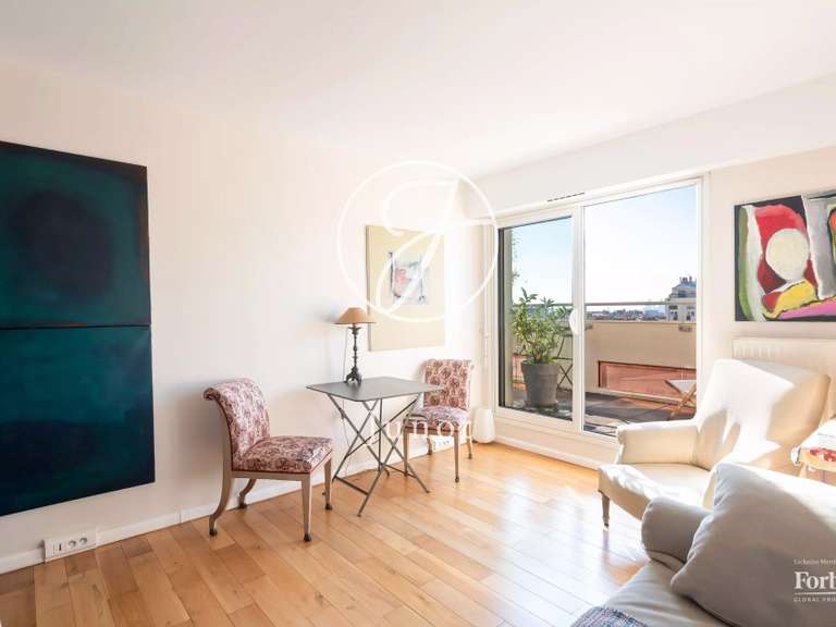 Apartment Paris 18e - 1 bedroom - 77m²
