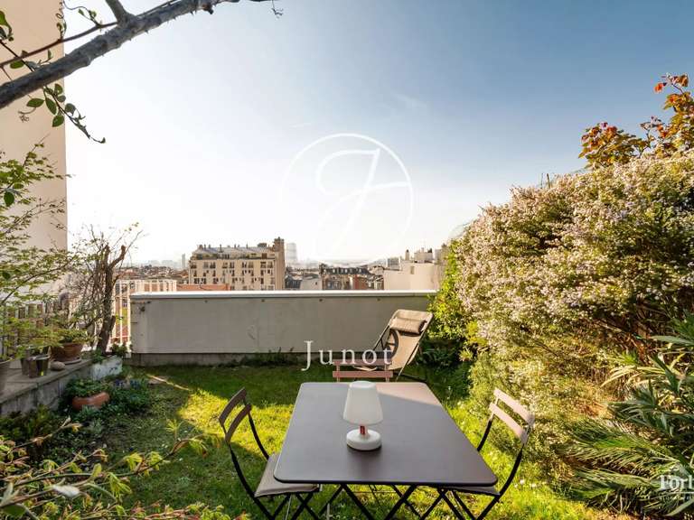 Apartment Paris 18e - 1 bedroom - 77m²