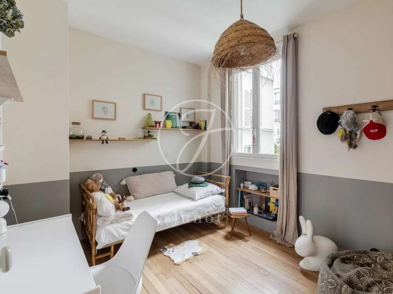 Apartment Paris 18e - 3 bedrooms - 121m²