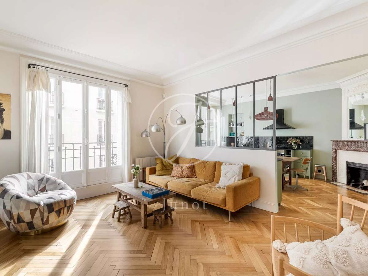 Apartment Paris 18e