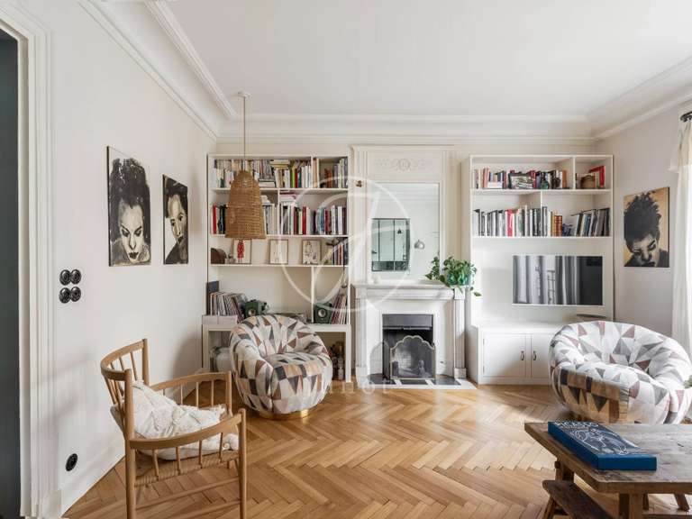 Apartment Paris 18e - 3 bedrooms - 121m²