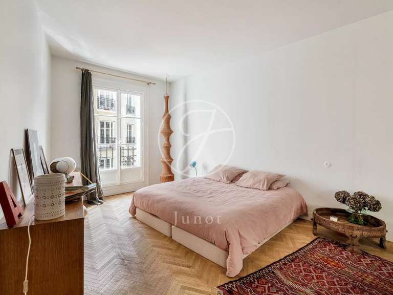 Apartment Paris 18e - 3 bedrooms - 121m²