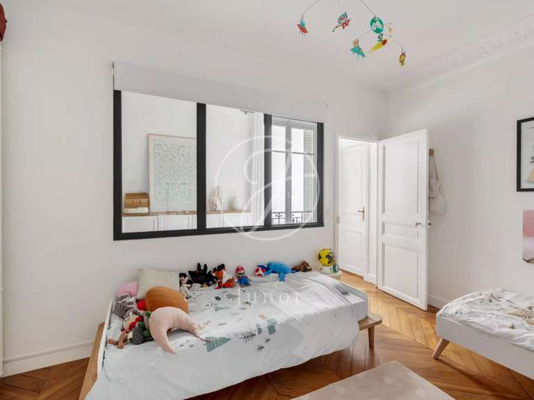 Apartment Paris 18e - 2 bedrooms - 78m²