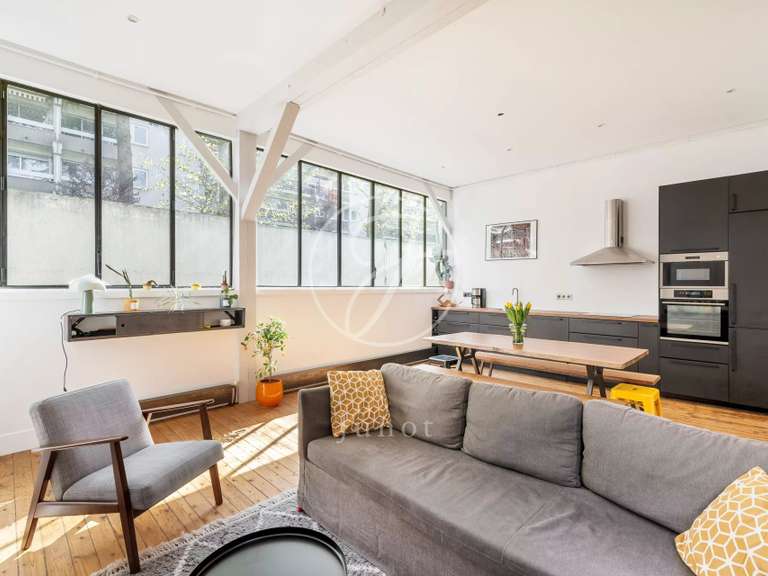 Apartment Paris 18e - 2 bedrooms - 79m²