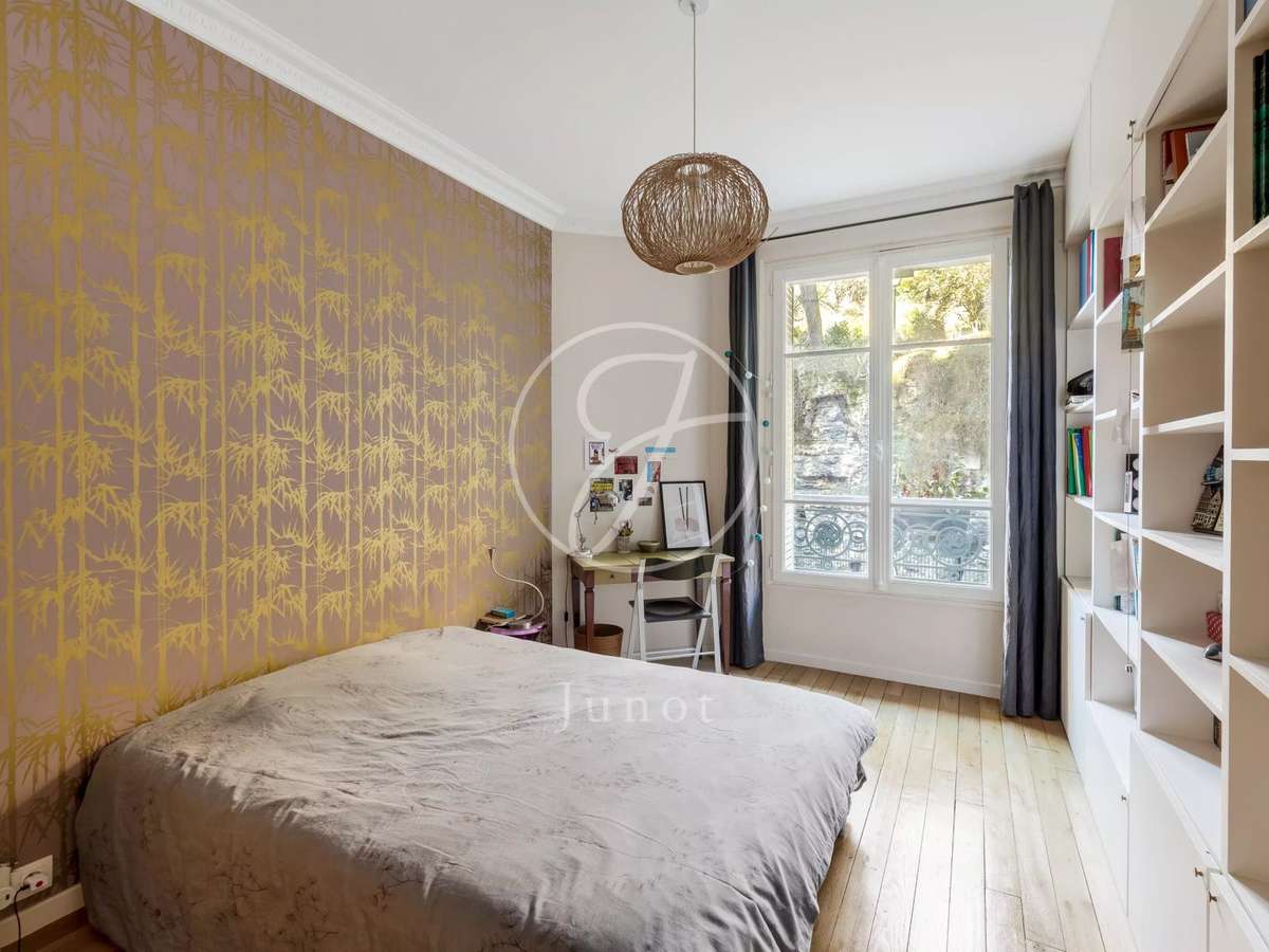 Apartment Paris 18e