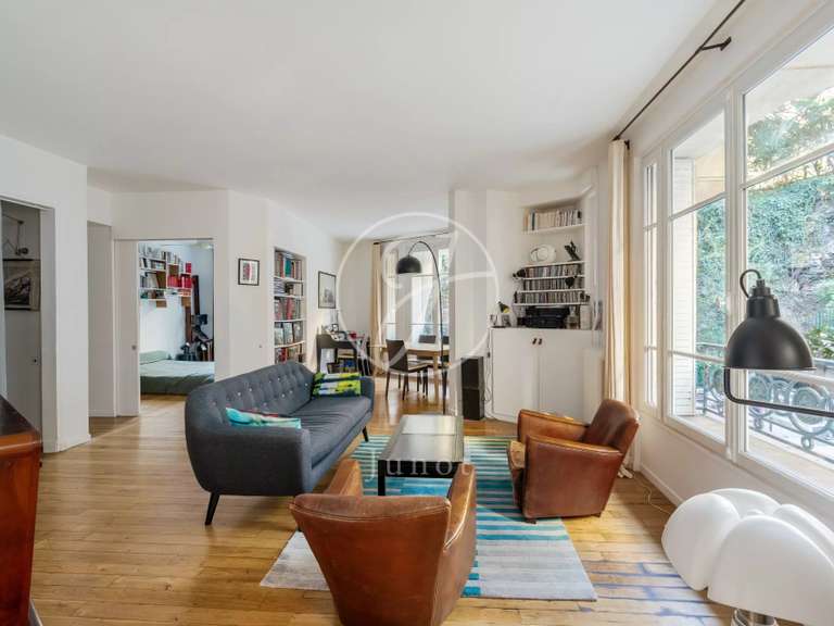 Apartment Paris 18e - 2 bedrooms - 77m²