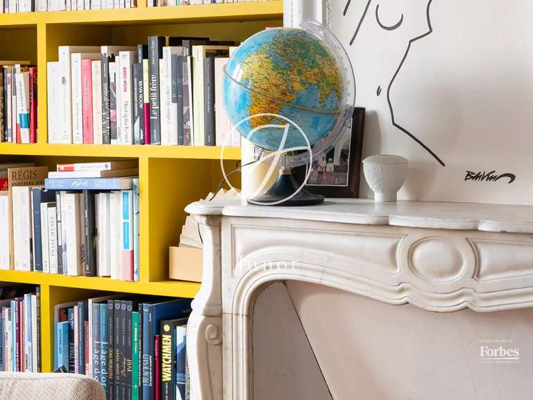 Appartement Paris 18e - 3 chambres - 99m²