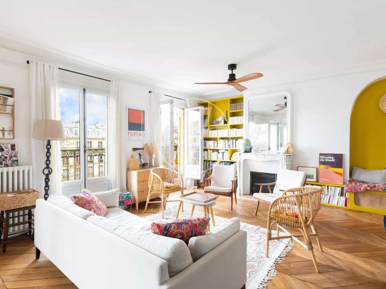 Appartement Paris 18e - 3 chambres - 99m²