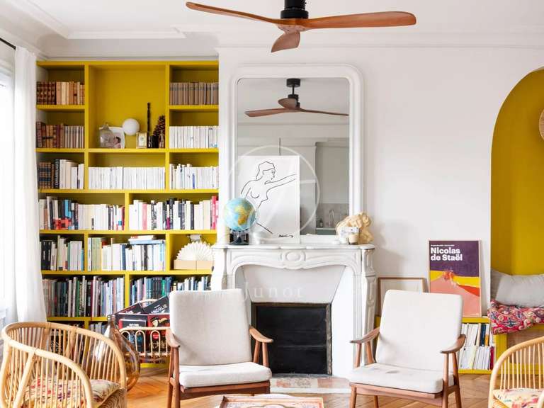 Appartement Paris 18e - 3 chambres - 99m²