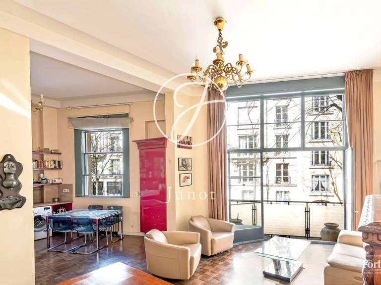 Appartement Paris 18e - 4 chambres - 270m²