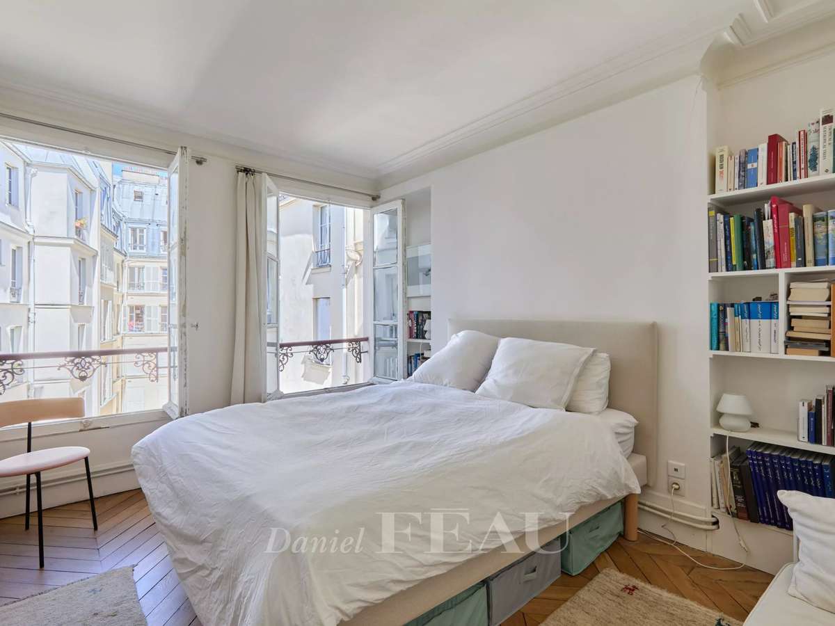 Apartment Paris 18e