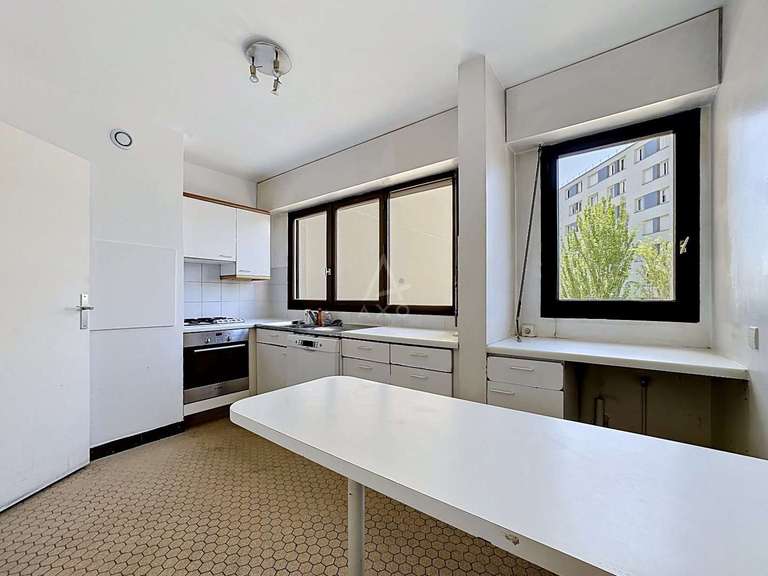 Appartement Paris 18e - 3 chambres