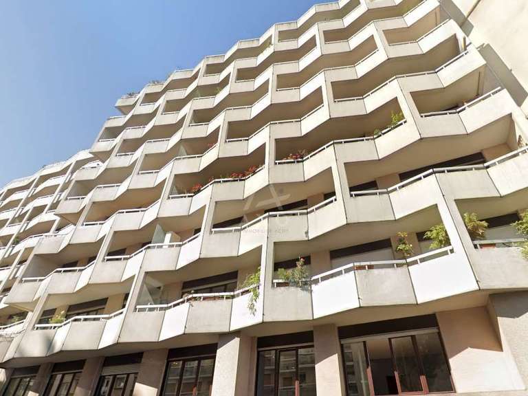 Appartement Paris 18e - 3 chambres