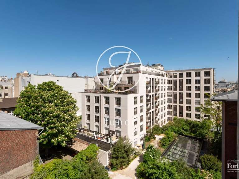 Appartement Paris 18e - 2 chambres - 72m²