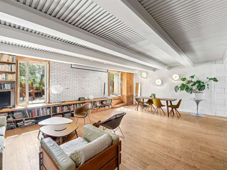 Appartement Paris 18e - 3 chambres - 123m²