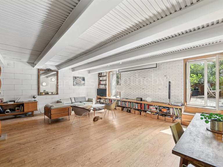 Appartement Paris 18e - 3 chambres - 123m²