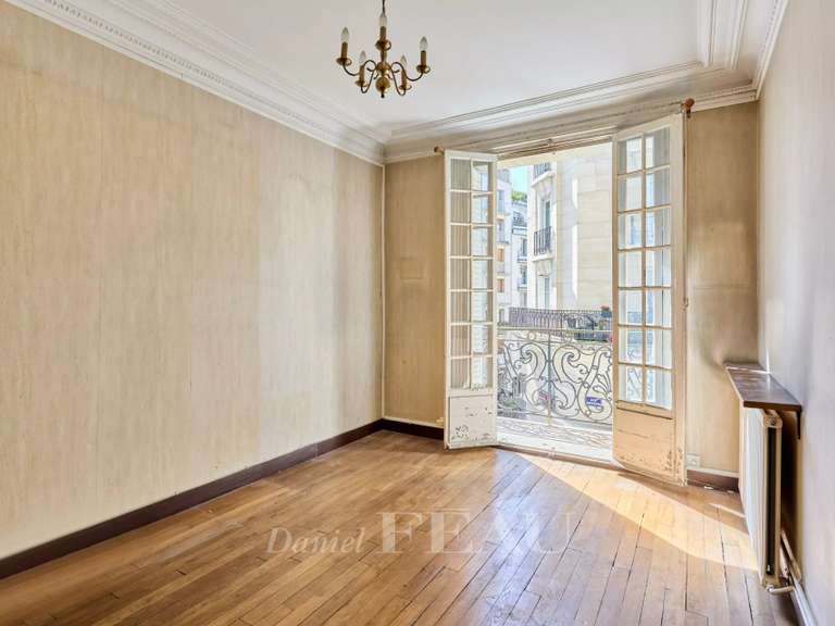 Appartement Paris 18e - 1 chambre - 37m²