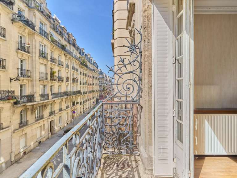 Appartement Paris 18e - 1 chambre - 37m²