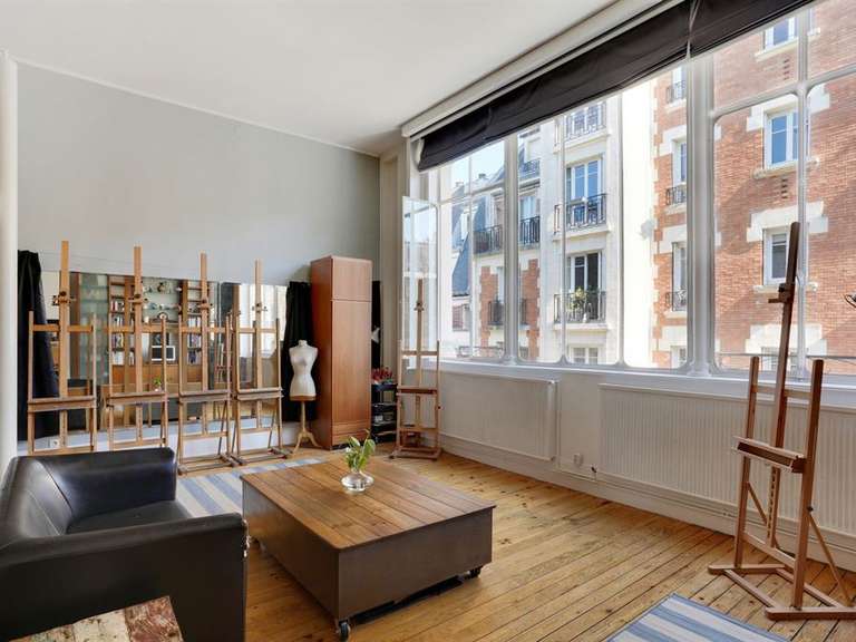 Appartement Paris 18e - 83m²