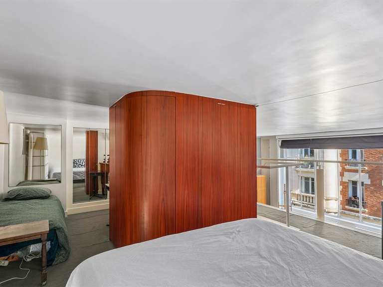 Apartment Paris 18e - 83m²