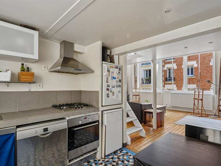 Apartment Paris 18e - 83m²