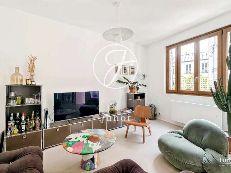 Appartement Paris 18e - 2 chambres - 68m²