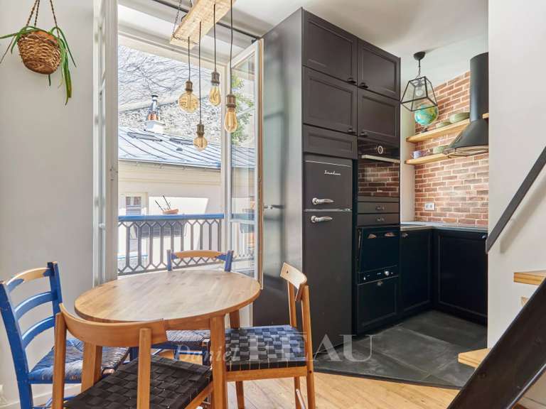 Appartement Paris 18e - 2 chambres - 52m²